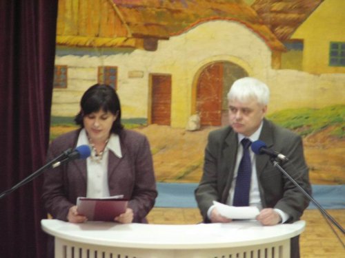 Hraje celá dědina aneb S veselou myslí na nesmysly. - 18.3.2006